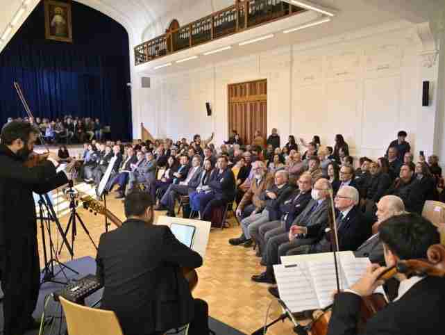 Con generaciones que vivieron el quiebre democrático culminó ciclo sobre el golpe de Estado