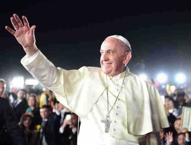Papa Francisco hace un llamado a ocupar la Inteligencia Artificial para favorecer la Paz