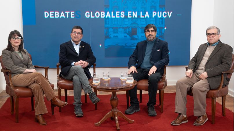 PUCV inauguró nuevo estudio de TV con programa de contingencia internacional