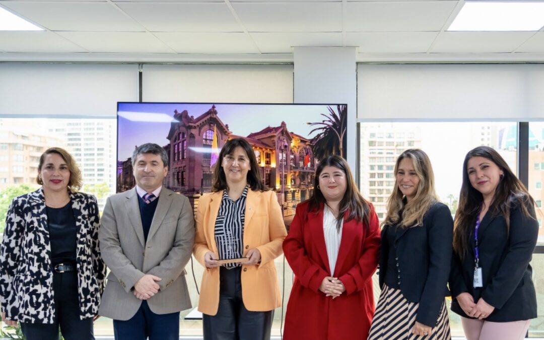 Universidad recibe importante reconocimiento en seguridad laboral