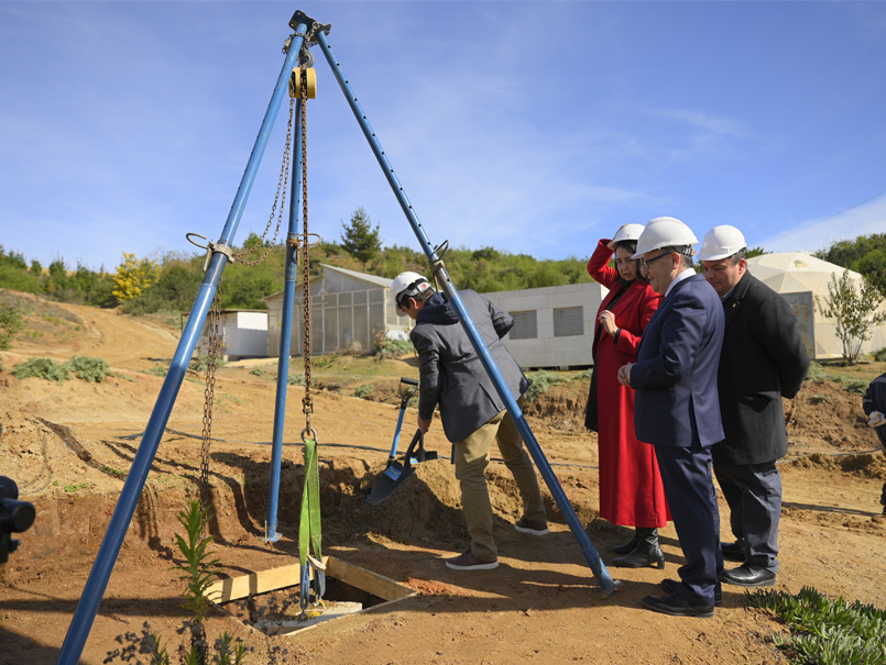 Un nuevo capítulo: instalan primera piedra de Escuela de Alimentos en el Campus Curauma