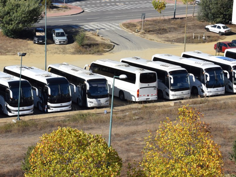 PUCV refuerza sistema de buses de acercamiento para estudiantes del Campus Curauma